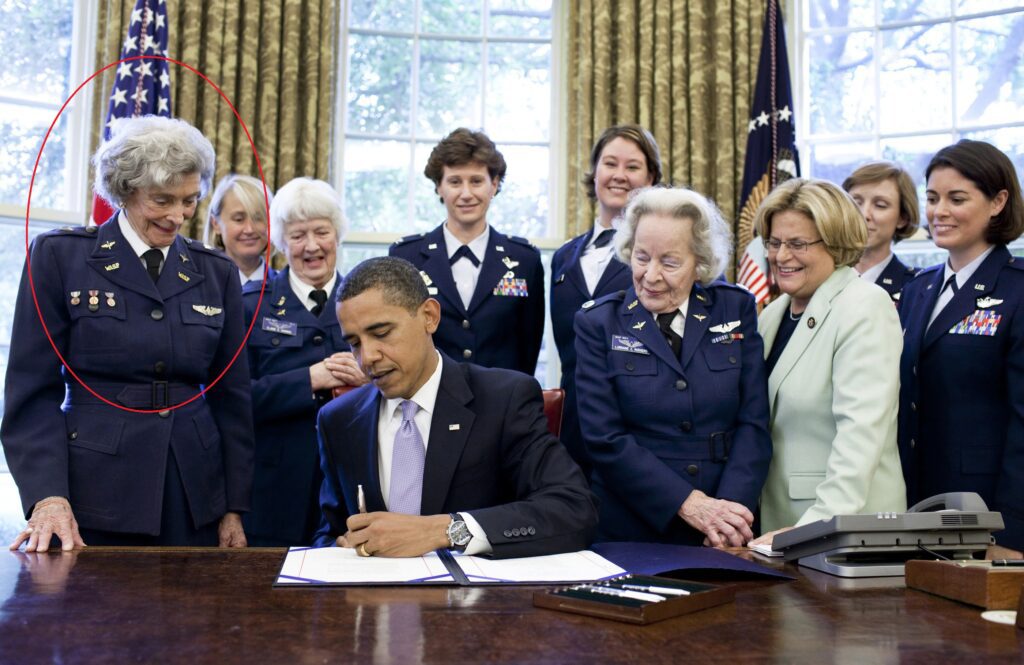 Bernice "Bee" Haydu née Falk (to far left) and President Obama.